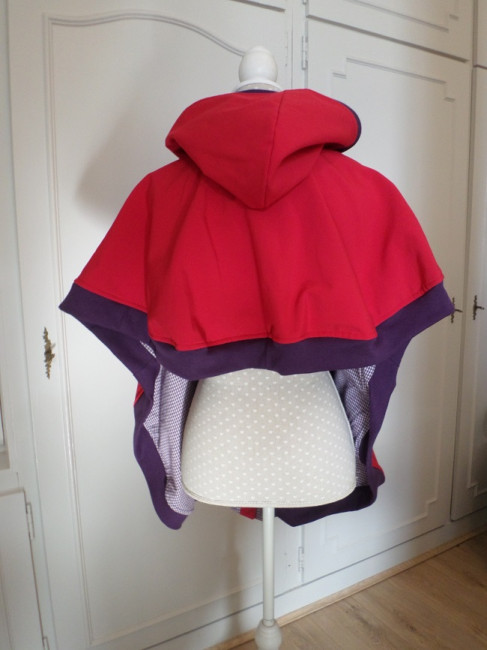 Cape imperméable BOMBERS pour fauteuil roulant sans têtière enfant/adulte