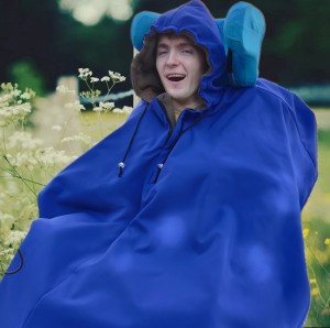 Cape imperméable avec zip et capuche intégrée pour fauteuil roulant