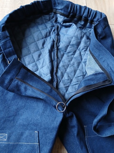 Pantalon INCOGNITO avec poche à sonde urinaire multi-option adapté au handicap