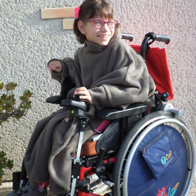 Cape polaire vêtement pour fauteuil roulant Enfant/Adulte